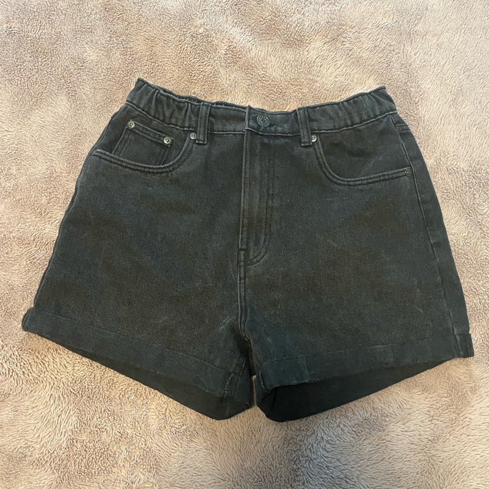 Refuge Denim Mom Jean Shorts